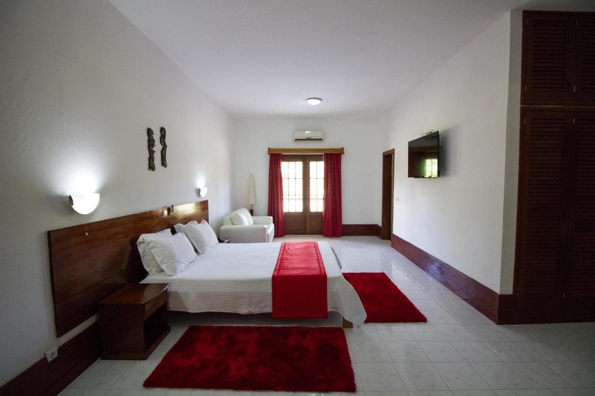 Hotel Praia Sao Tome Buitenkant foto