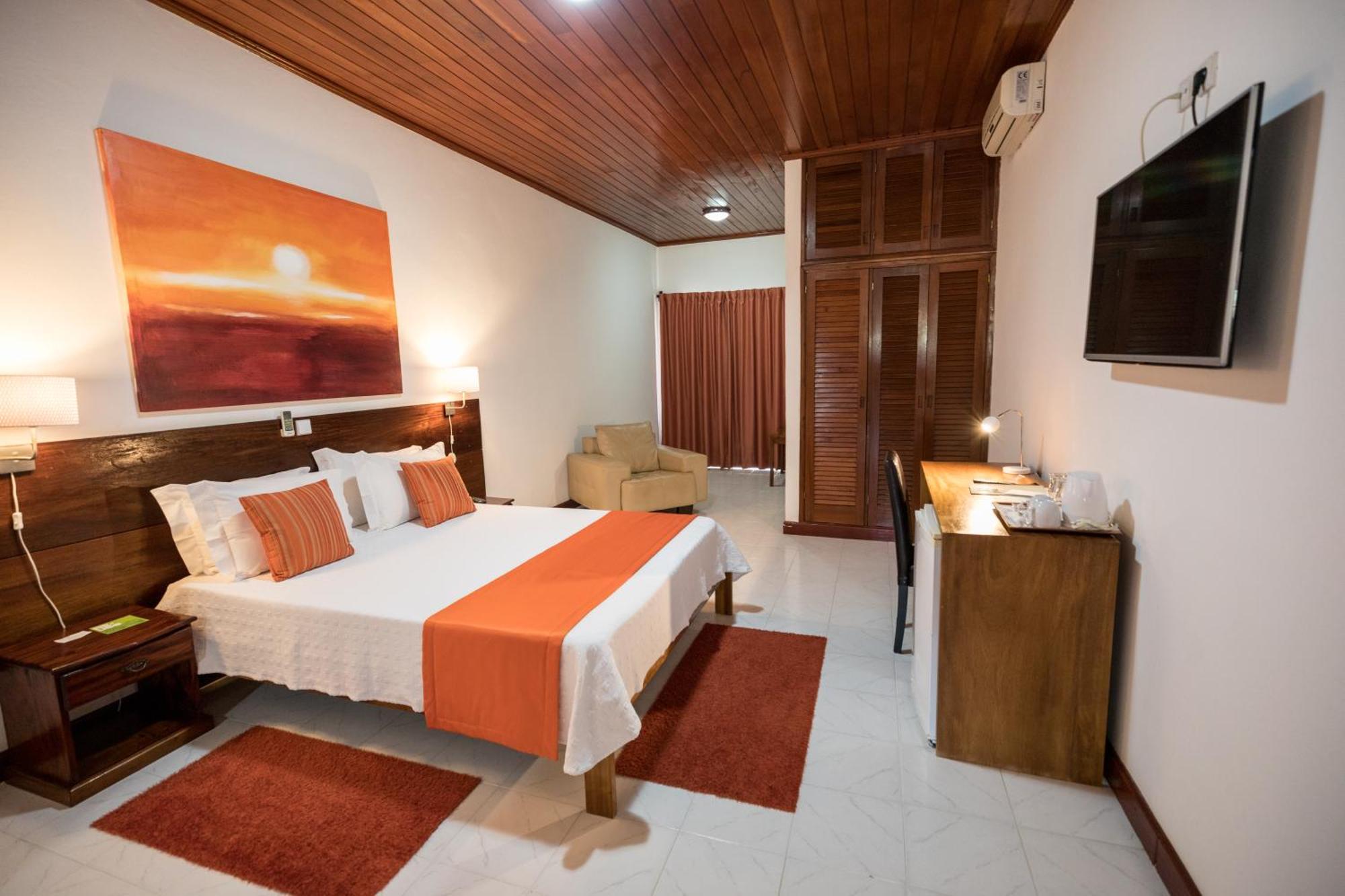 Hotel Praia Sao Tome Buitenkant foto