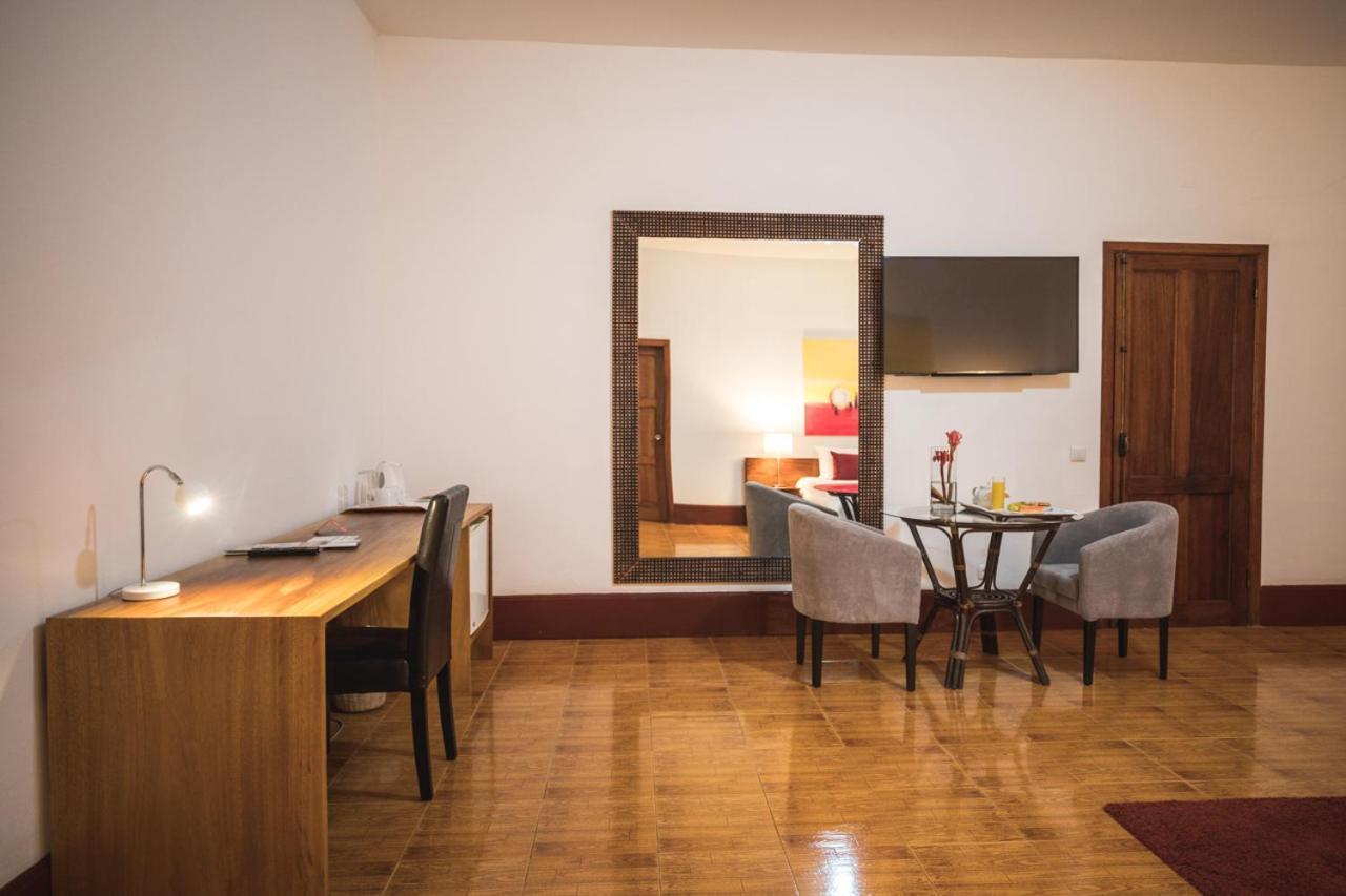 Hotel Praia Sao Tome Buitenkant foto
